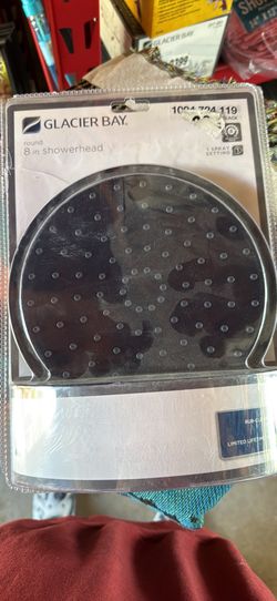 Glacier Bay 8” Shower head  New !! Located In Pacoima 91331