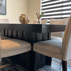 Dining Table And Chairs Set 