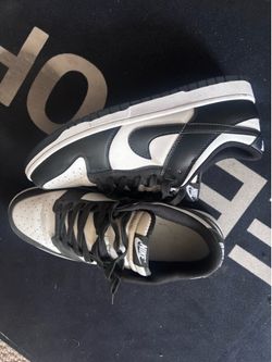 Nike panda dunks