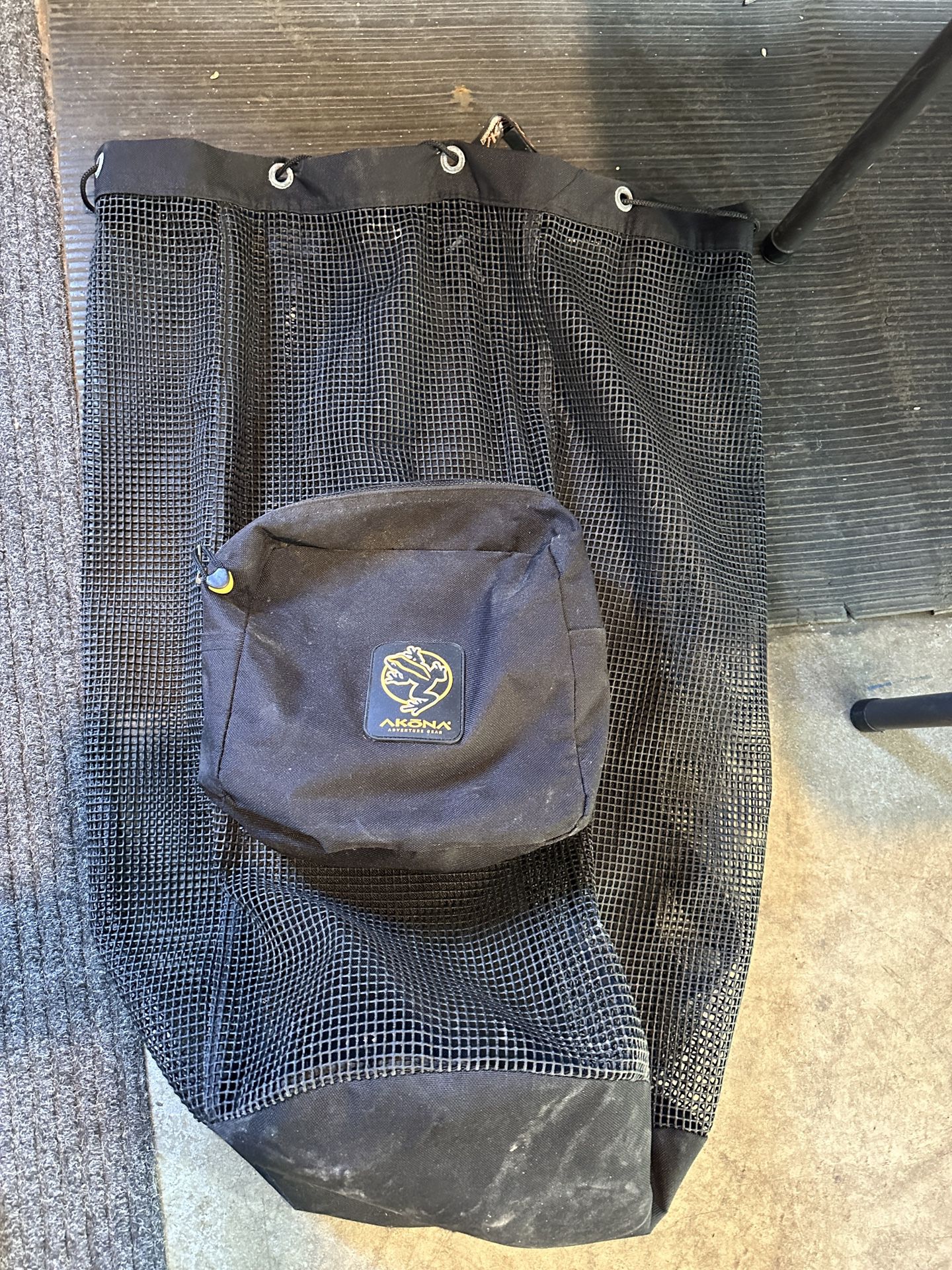 Adventure Gear Mesh Backpack Bag