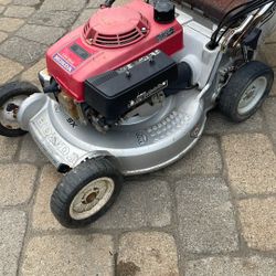 Honda Land mowers 