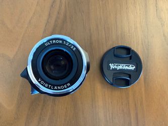 Voigtlander 35mm f/2 Ultron II Black