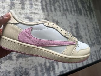 Retro Jordan 1 OG- Shy Pink / Muslin (Men’s size12.5)