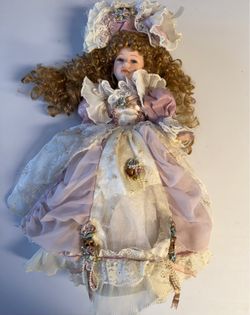 Duck House Heirloom Porcelain Doll Limited Edition #1838/15000