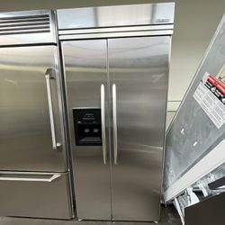 KITCHEN AID BUILT IN REFRIGERATOR 