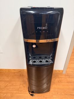 Hot /cold water dispenser