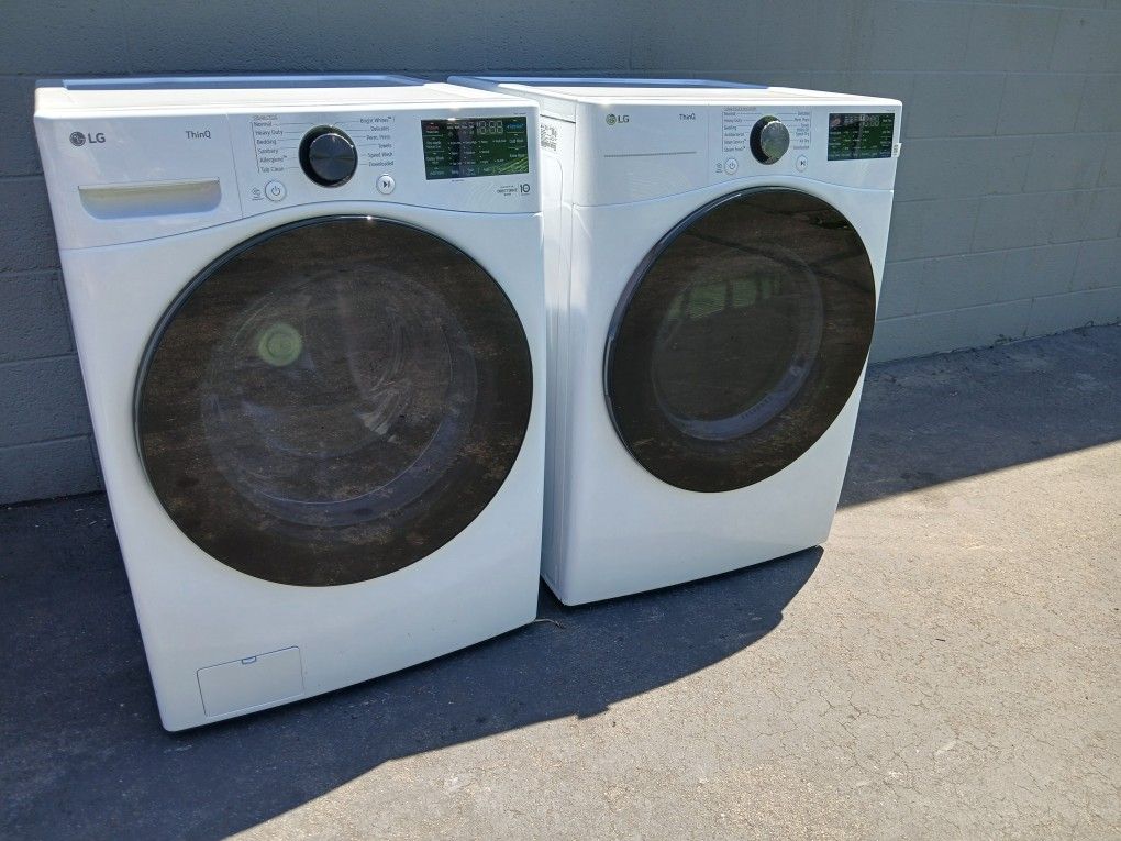 NEW !! LG THINQ STEAM WHITE FRONT LOAD WASHER AND GAS DRYER SET