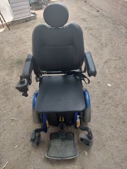 electric wheel chair and its a jazzy