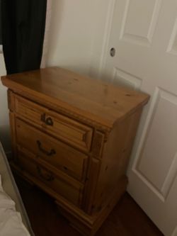 Solid Pine Wood Bedroom Set Gently Used