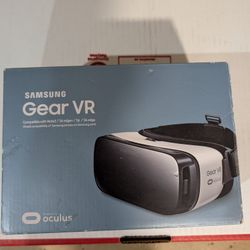Samsung Gear VR Headset