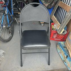 Padded Folding Chair, Black