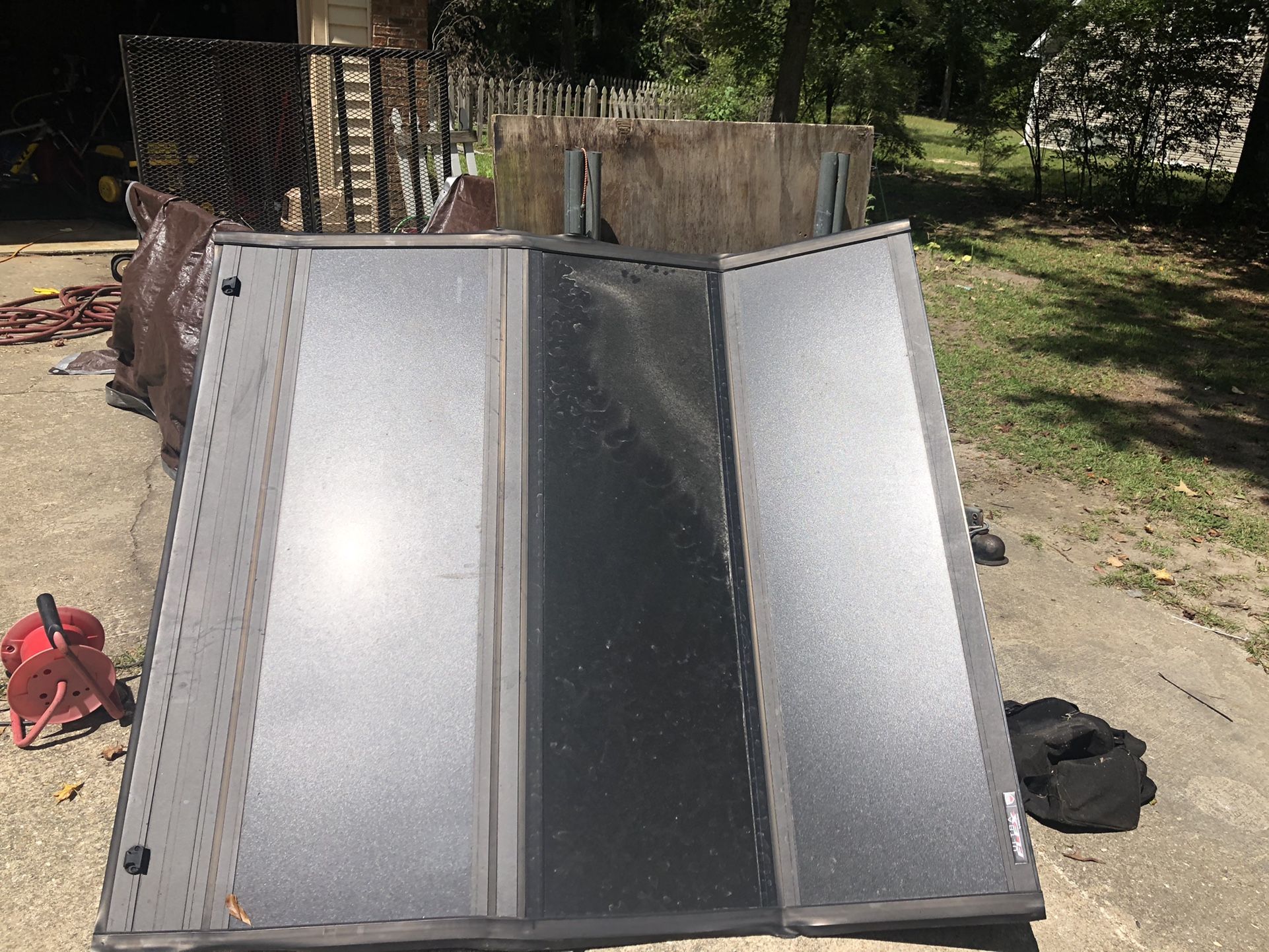 TONNEAU COVER FOR DODGE TRUCK 5’6” Length