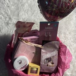 Valentines Custom Baskets!! (Men’s And Women’s)