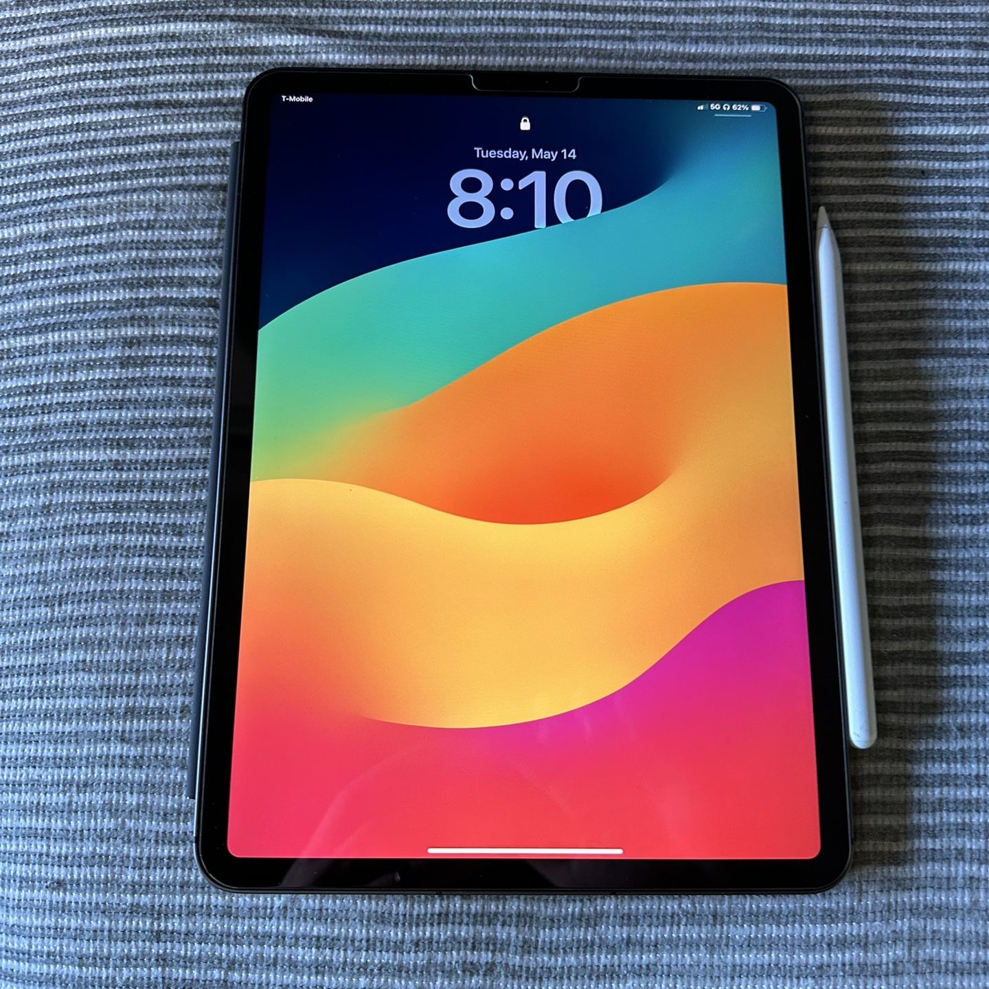 Bundle Apple iPad Pro (3rd Generation) 11” - WiFi/Cellular 5G 