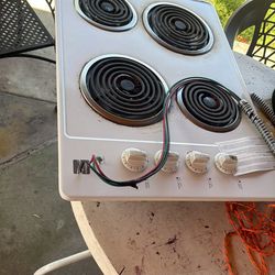 Electric Kenmore Cooktop