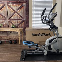 Like New Nordictrack 14.9 Elliptical - Free Local Delivery