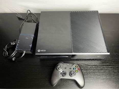 Xbox One Bundle Scuff Controller