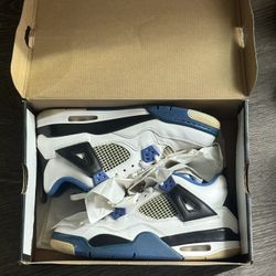 Jordan Size 7 4s