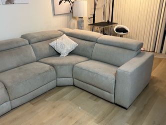 Sectional sofa