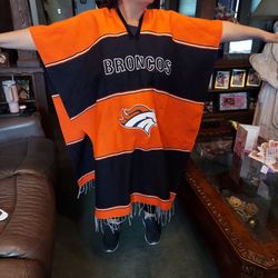 Bronco Poncho