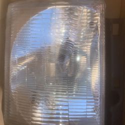98 Toyota Tacome L/R Headlight Brand New Never Used 