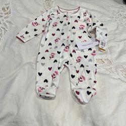 Baby Outfit $7 Brand New