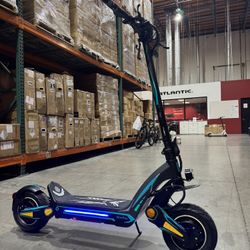 Dual-motor electric scooter