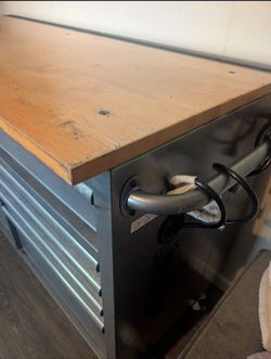 Tool chest