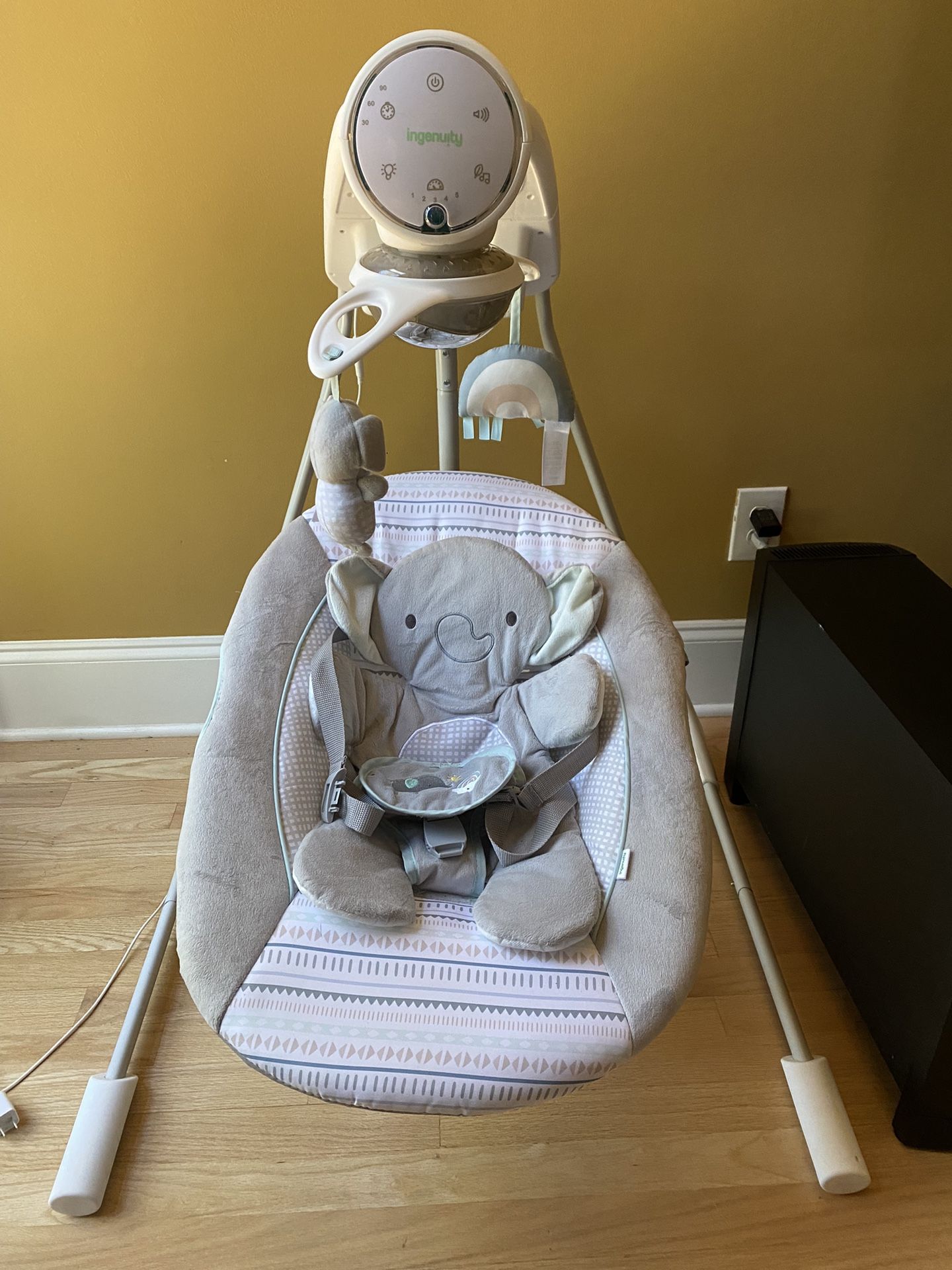 Ingenuity Soothing Baby Swing