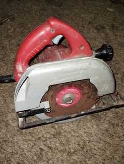 Milwaukee 13A Circular Saw 7 1/4" Blade