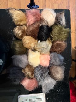 faux fur pom poms for beanies