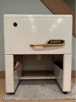 Vintage 1958 Ironrite Model 85 Ironer