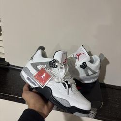 Jordan 4 White Cement 