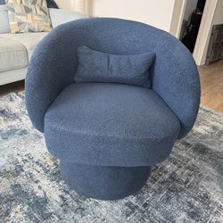 Swivel couch