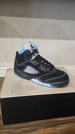 New Nike Air air jordan 5 UNC university size 4y