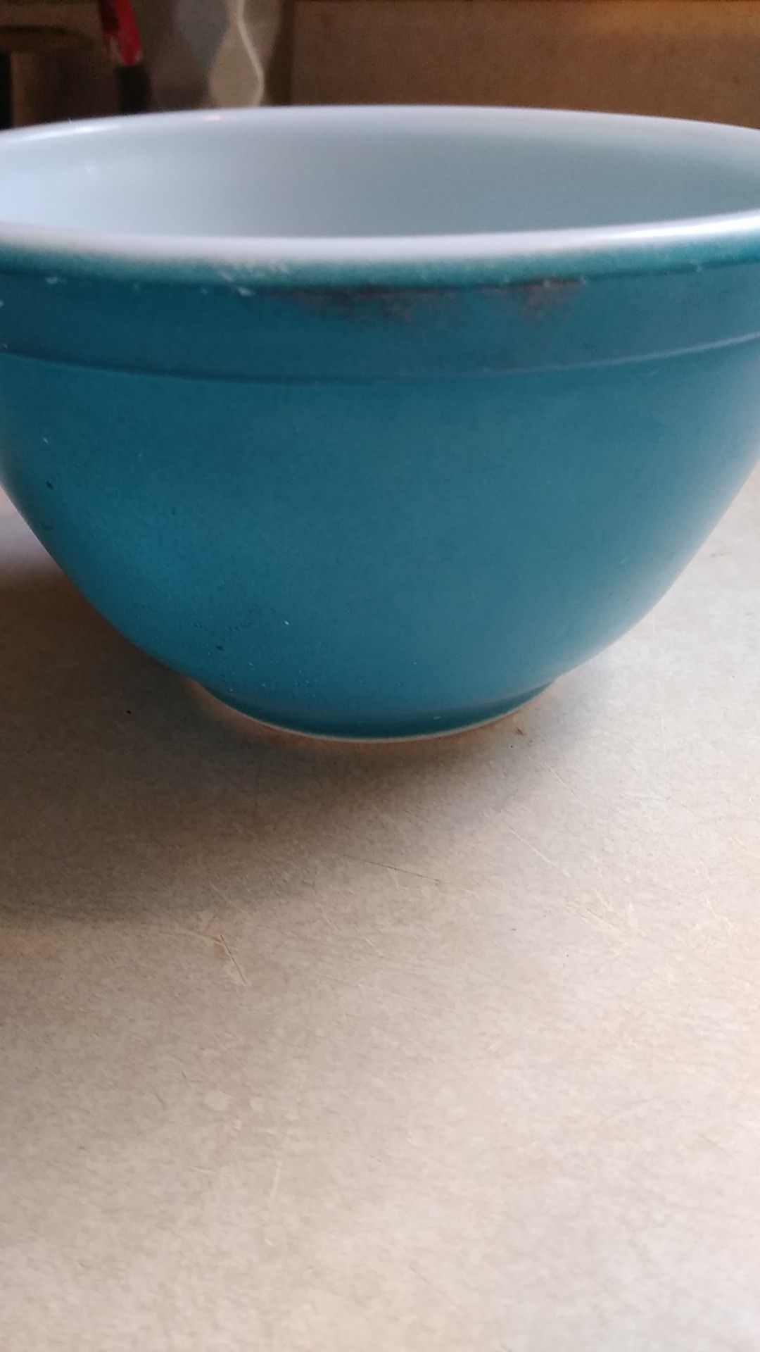 Small blue 401 Pyrex bowl