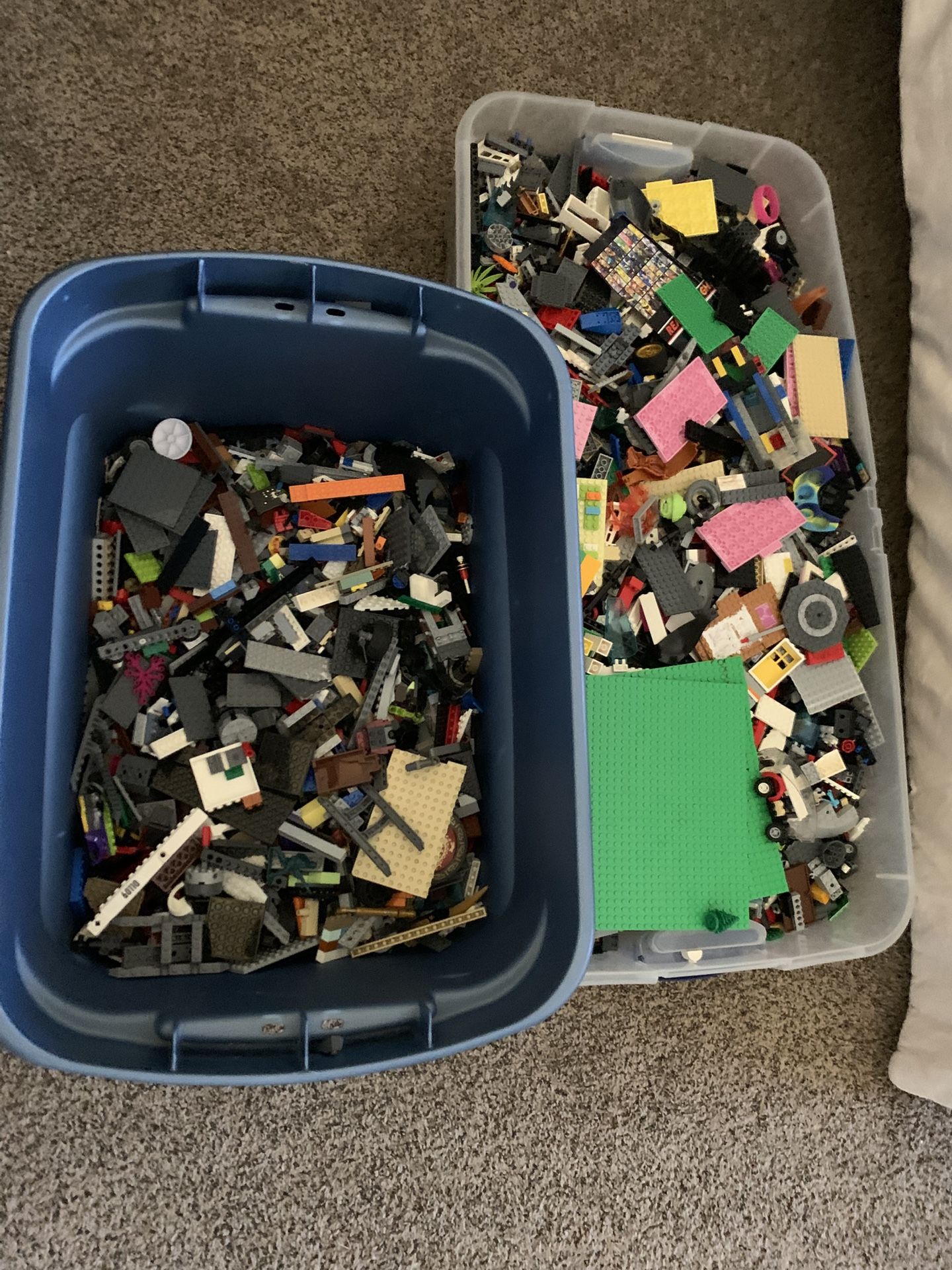 SOLD !!!  65 Lbs Huge Lot Loose Legos 