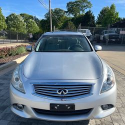 2012 Infiniti G37