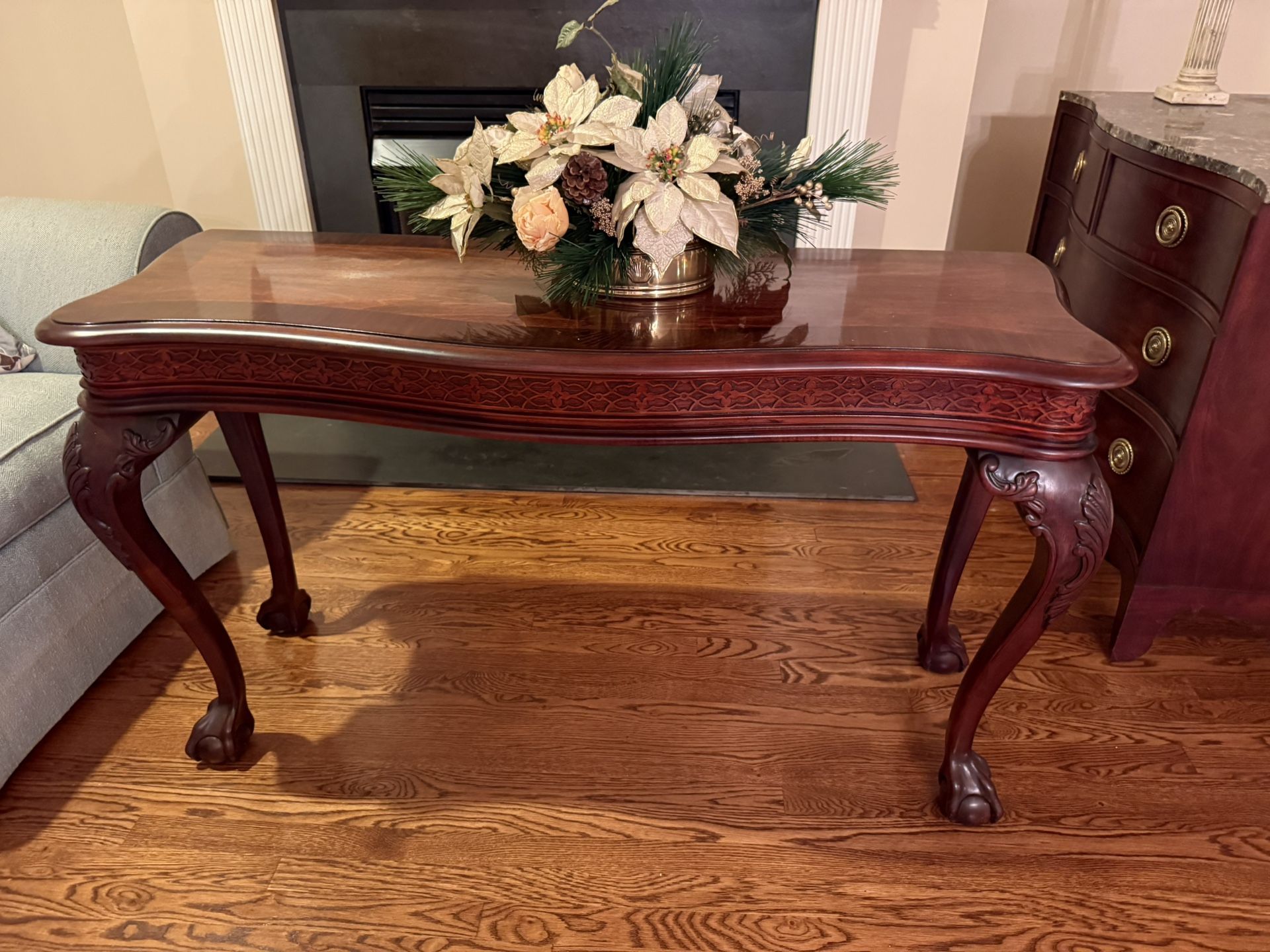 Beautiful Foyer Table , Entry Table, Dining Table