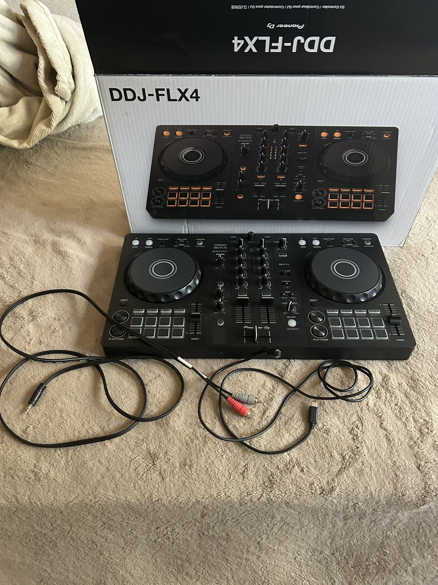 DJFLX4