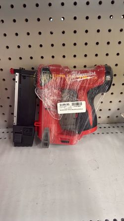 Milwaukee nailer