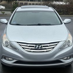 2013 Hyundai SONATA SE