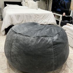 Bean Bag Chair - (Like New)