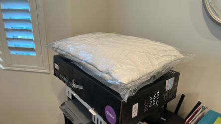 Dual Cool memory foam Pillow