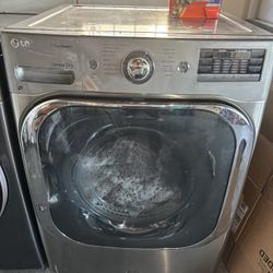 LG True Steam Mega Capacity (9.0 cu. ft.) Gas Dryer DLGX8001V