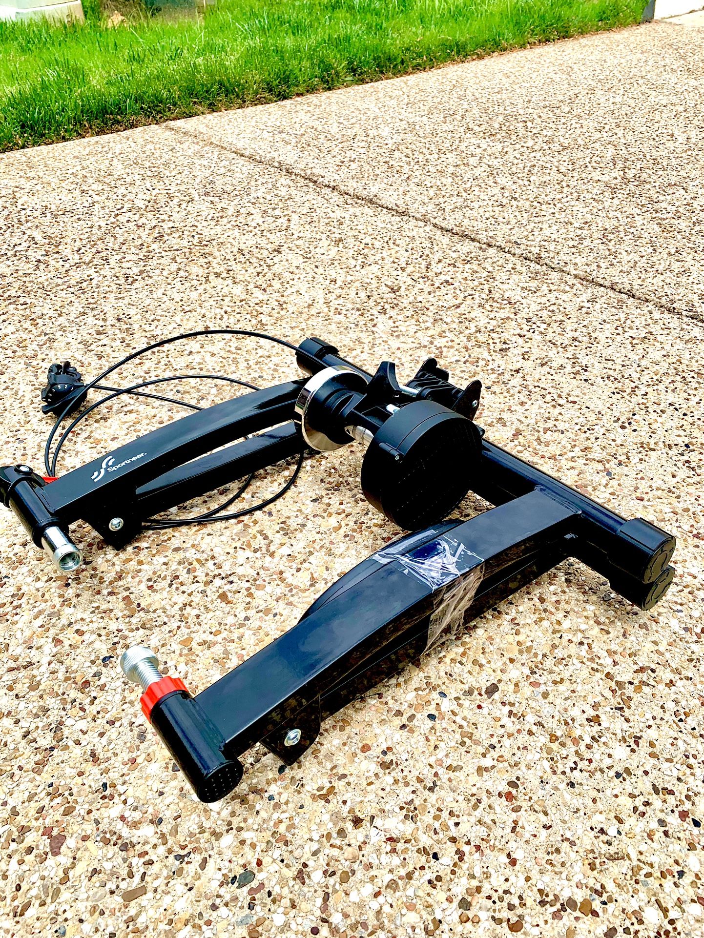 BIKE 🚴 TRAINER 💥Brand New💥never USED(great SHAPE & CONDITION:10/10)