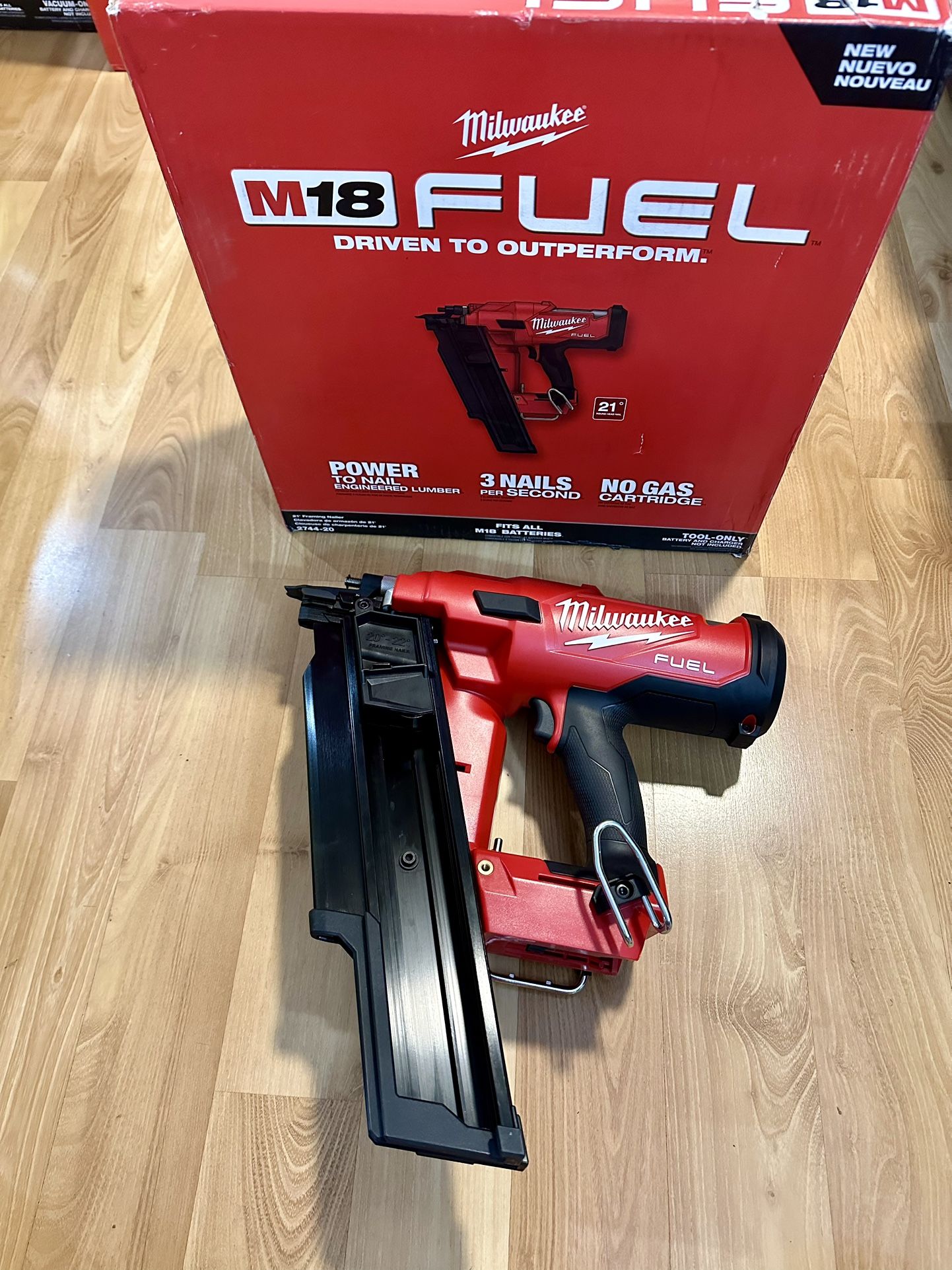 Milwaukee M18 FUEL 3-1/2 in. 18-Volt 21-Degree Lithium-Ion Brushless Cordless Framing Nailer (Tool-Only)