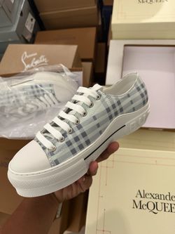 Burberry shoes