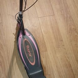 Razor Electric Scooter E90 For Girls 