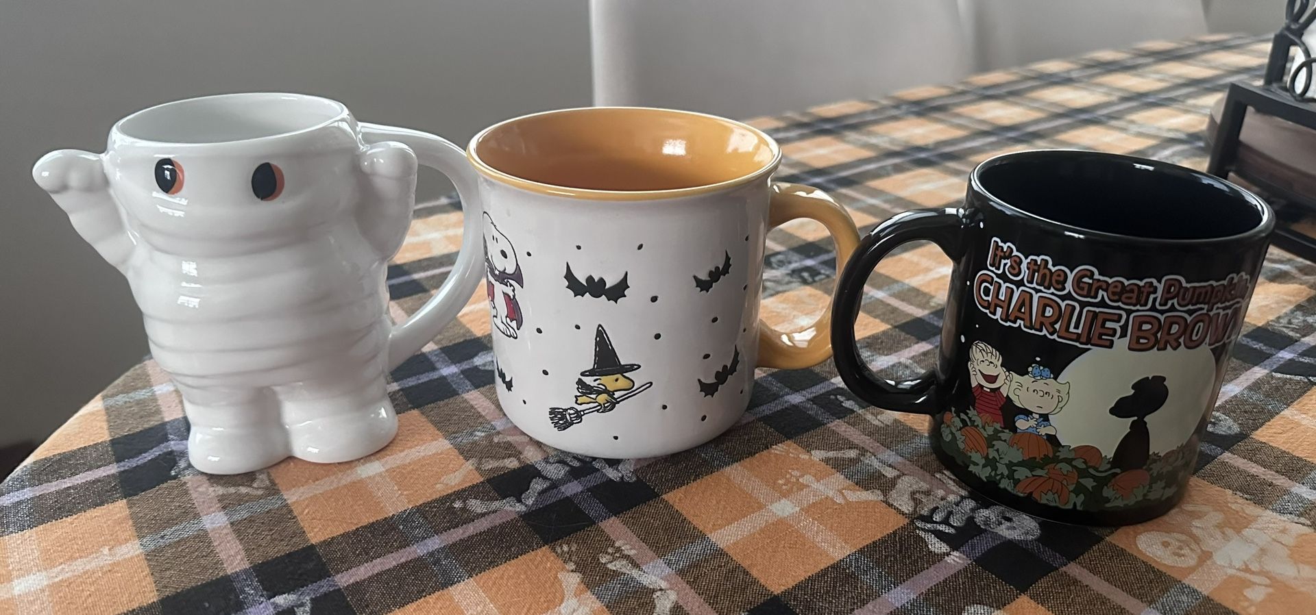 Halloween Mugs 